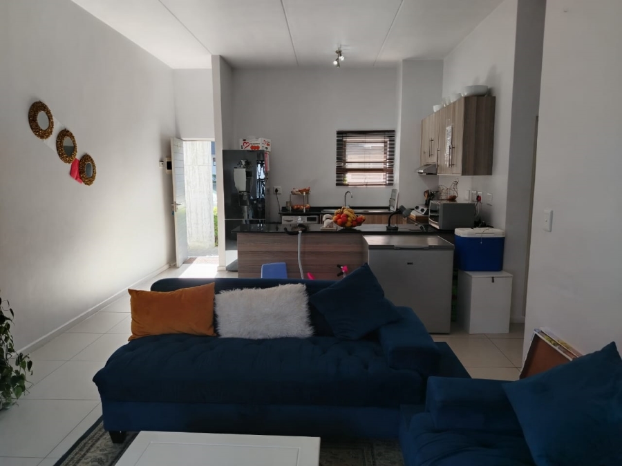 2 Bedroom Property for Sale in Parklands Western Cape